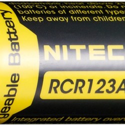 Pile NITECORE Li-ion CR123 rechargeable NITECORE